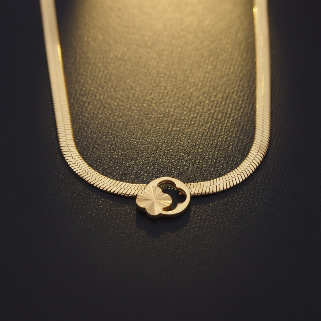 Macro Clover Herringbone